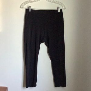 Buttery-Soft Yogalicious Capri Leggings